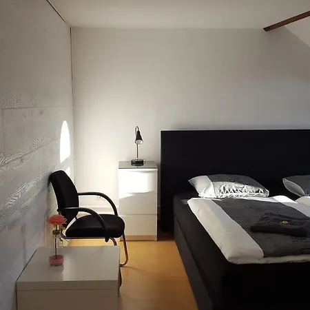 Green House Apartment